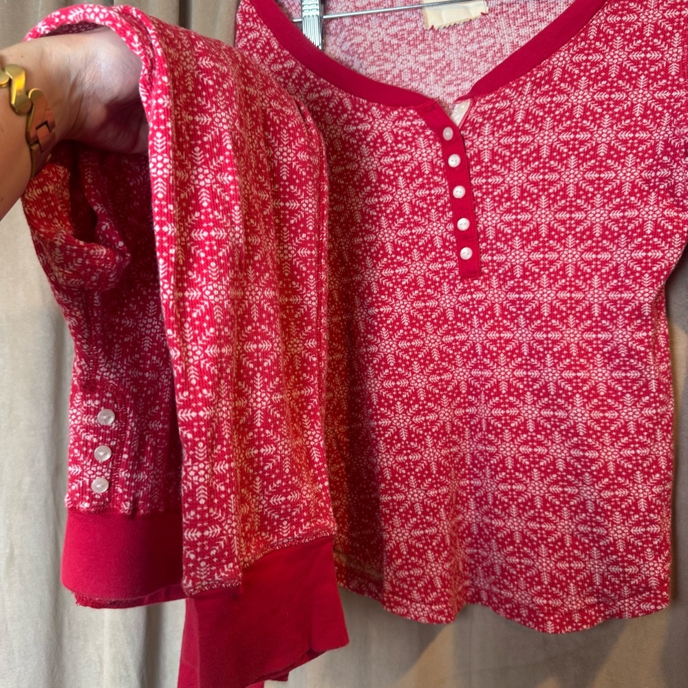 Victoria's Secret Red and white Snowflake pajama Set Shirt thermal pant